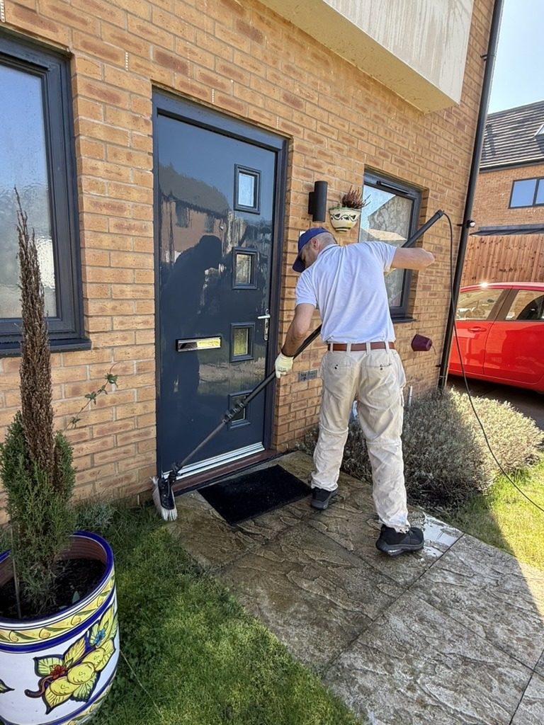 Hassan is cleaning sills with purified water.